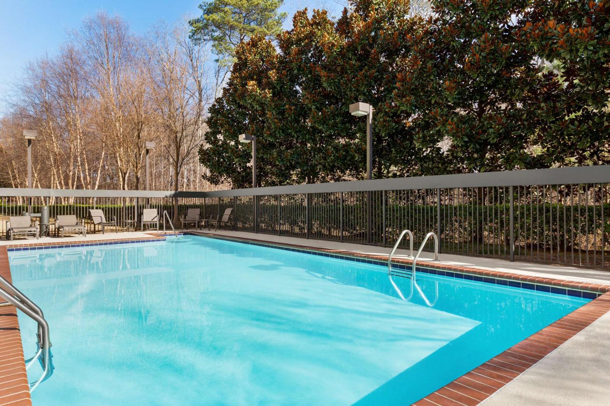 Hotel Hampton & Atlanta Airport West Camp Creek Pkwy